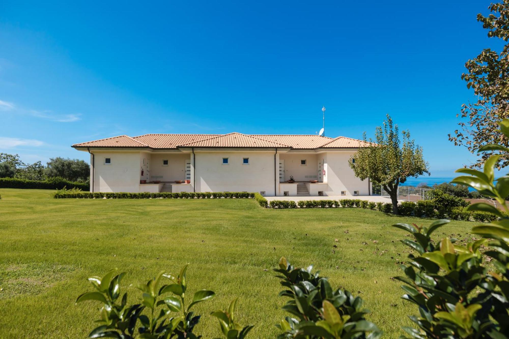 Villa Eirene Рикади Екстериор снимка