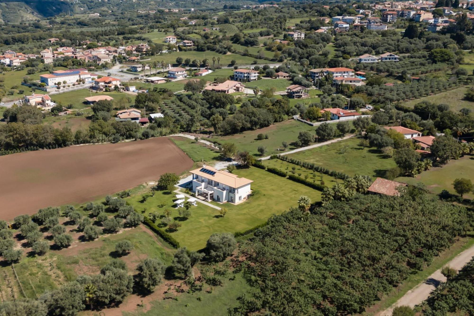 Villa Eirene Рикади Екстериор снимка