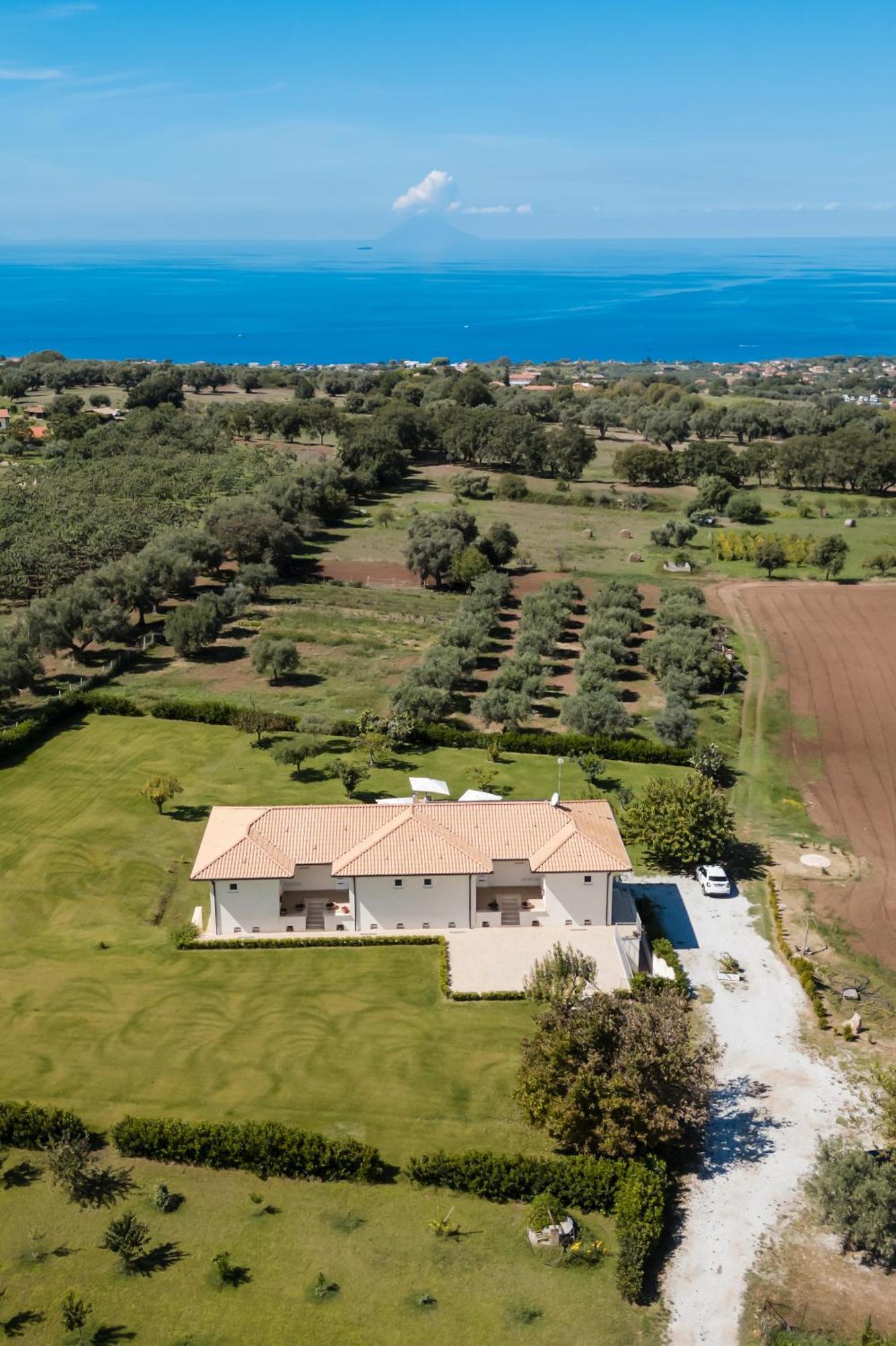 Villa Eirene Рикади Екстериор снимка